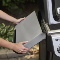 Spirit® E-325 Gas Grill (Liquid Propane)