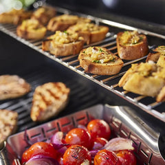 Genesis E-325 Gas Grill (Natural Gas)
